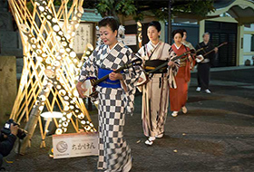 神楽坂路上界隈〜新内流し